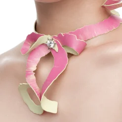 Paradise / Apple Peel Bowknot Necklace