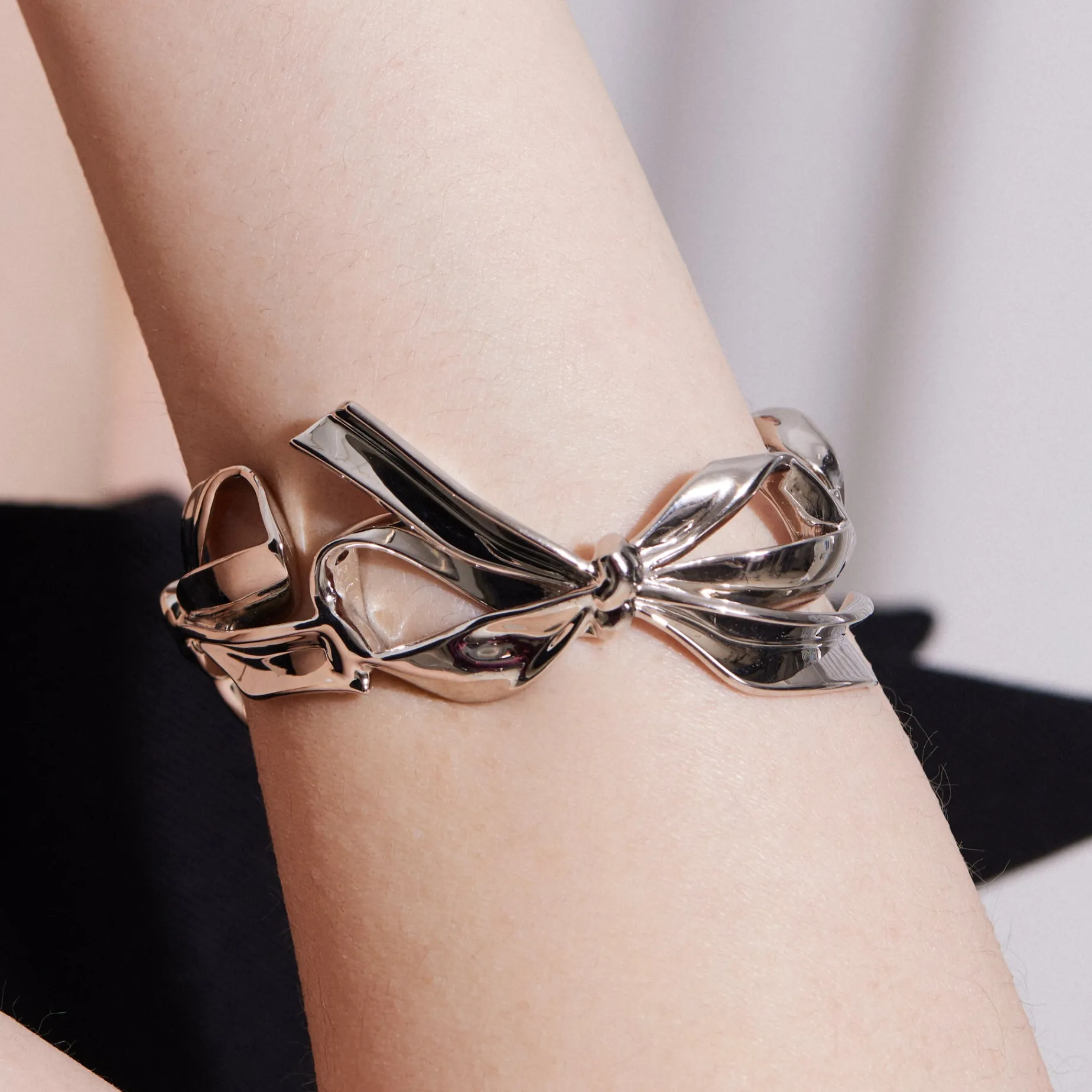Ripple / Bowknot Bracelet