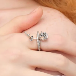 YVMIN X SHUSHUTONG / Floral Single Row Gemstone Rose Ring