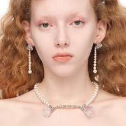 YVMIN X SHUSHUTONG / Pearl String Rose Earring