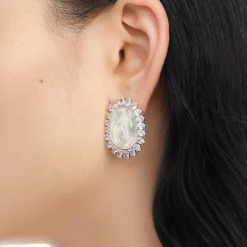 YVMIN X SHUSHUTONG / Shell Sculpture Gemstone Earrings